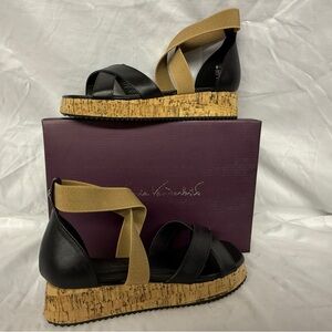 Gloria Vanderbilt Women’s Black and Tan Sandals Size 8